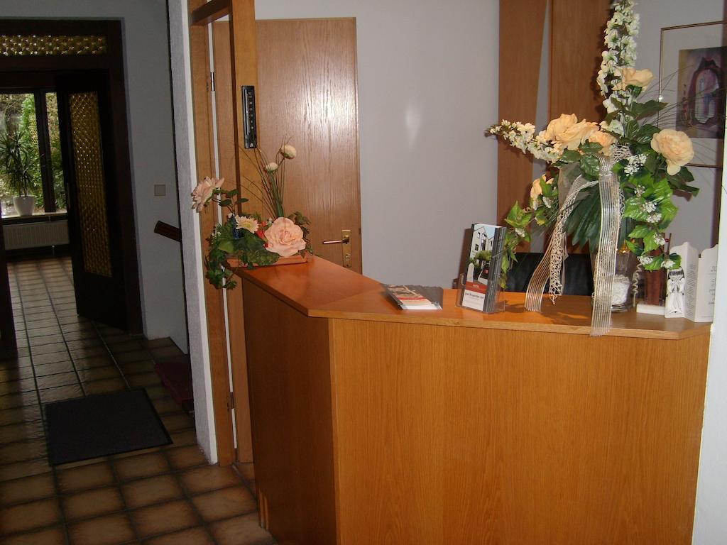 Zum Bergischen Hof Hotel Dormagen Esterno foto